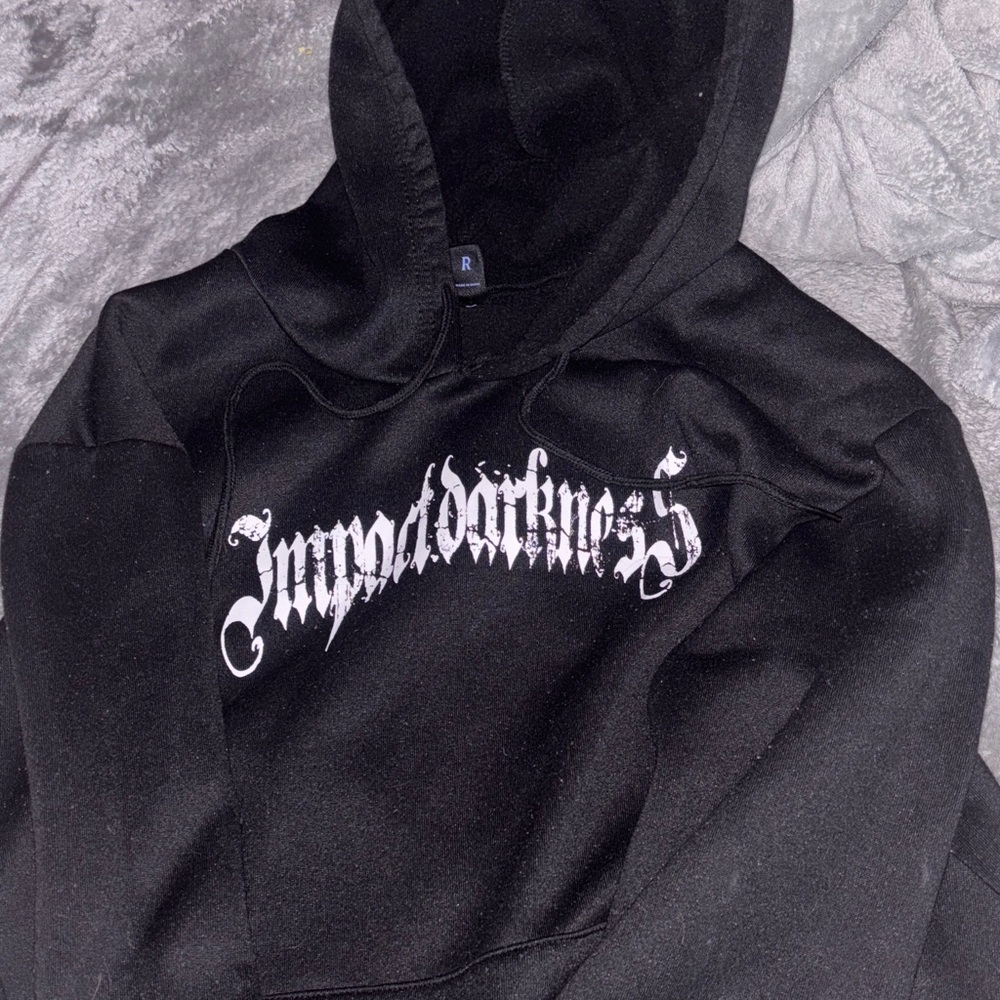 ROMWE Black Hoodie with White Gothic Print